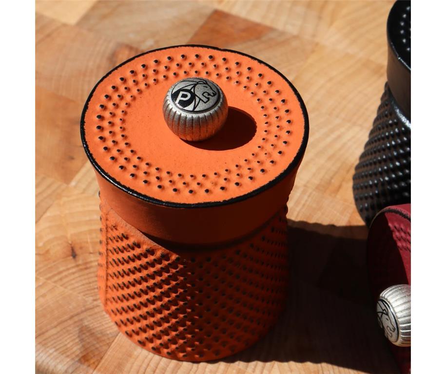 Bali Pfeffermühle / 8cm / Fonte