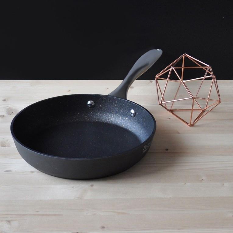 Alu Pfanne / 20cm / 4mm / Nonstick