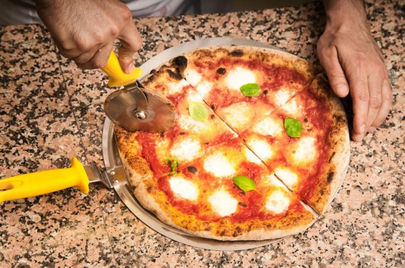 Pizzablech mit Griff / 50cm