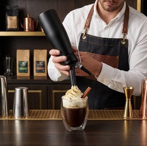 Sahnebereiter / 0.5L / schwarz / alumini